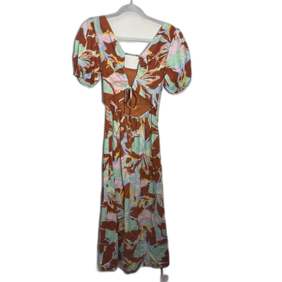 NEVER WORN!! Floral Puff Sleeve Midi Dress - Picture 2 of 4